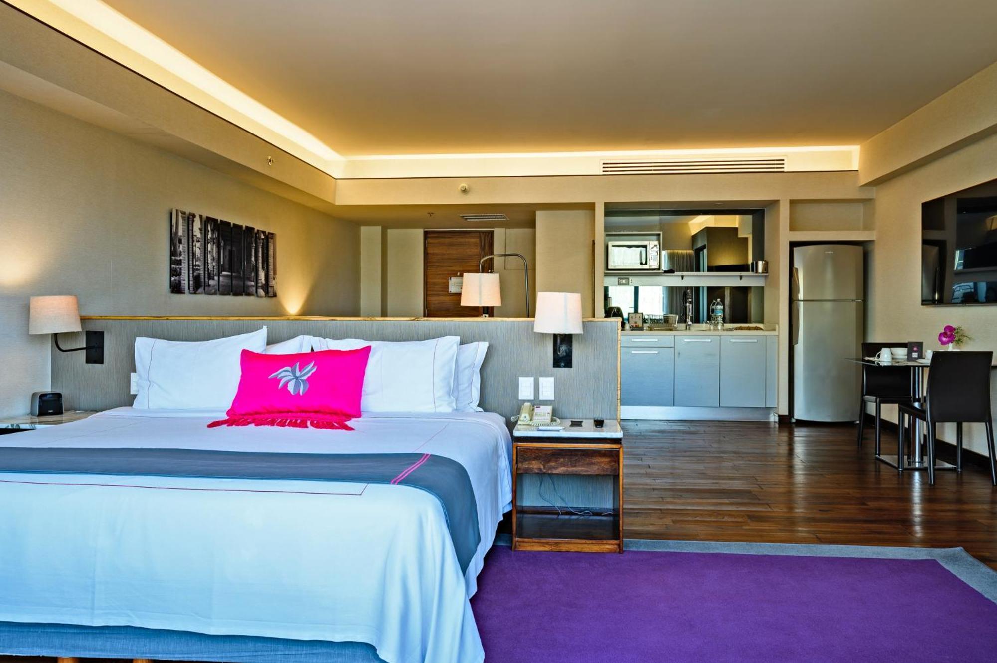 Las Suites Campos Eliseos Mexico Extérieur photo